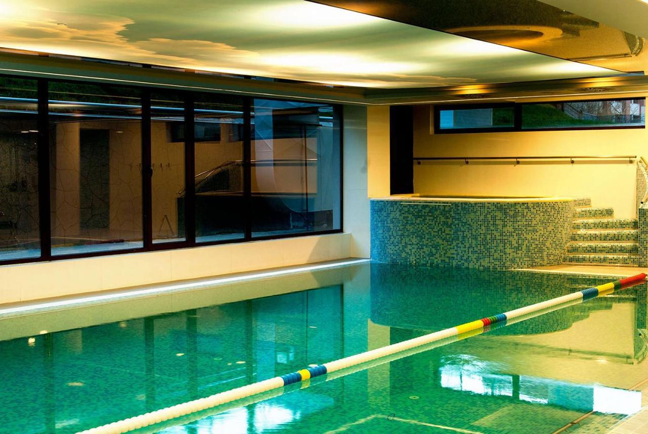 Luxury Hotel Riviera Cluj-Napoca Exterior photo